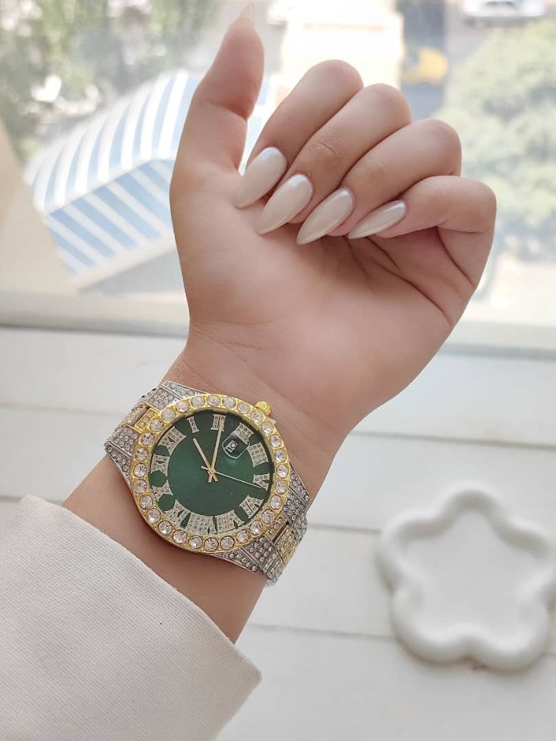 ساعت زنانه طرح رولکس نگین‌دار
