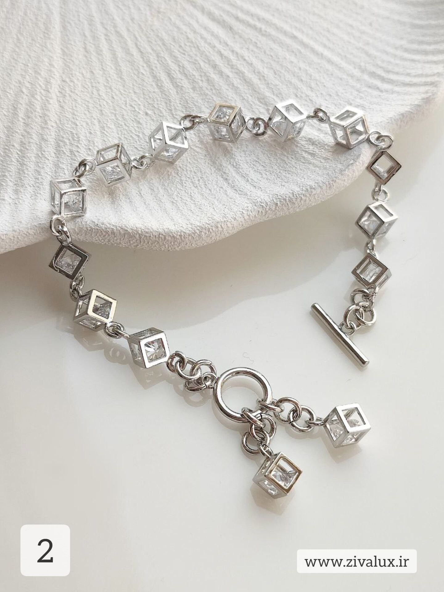 دستبند زنانه طرح تاس مارک YSX