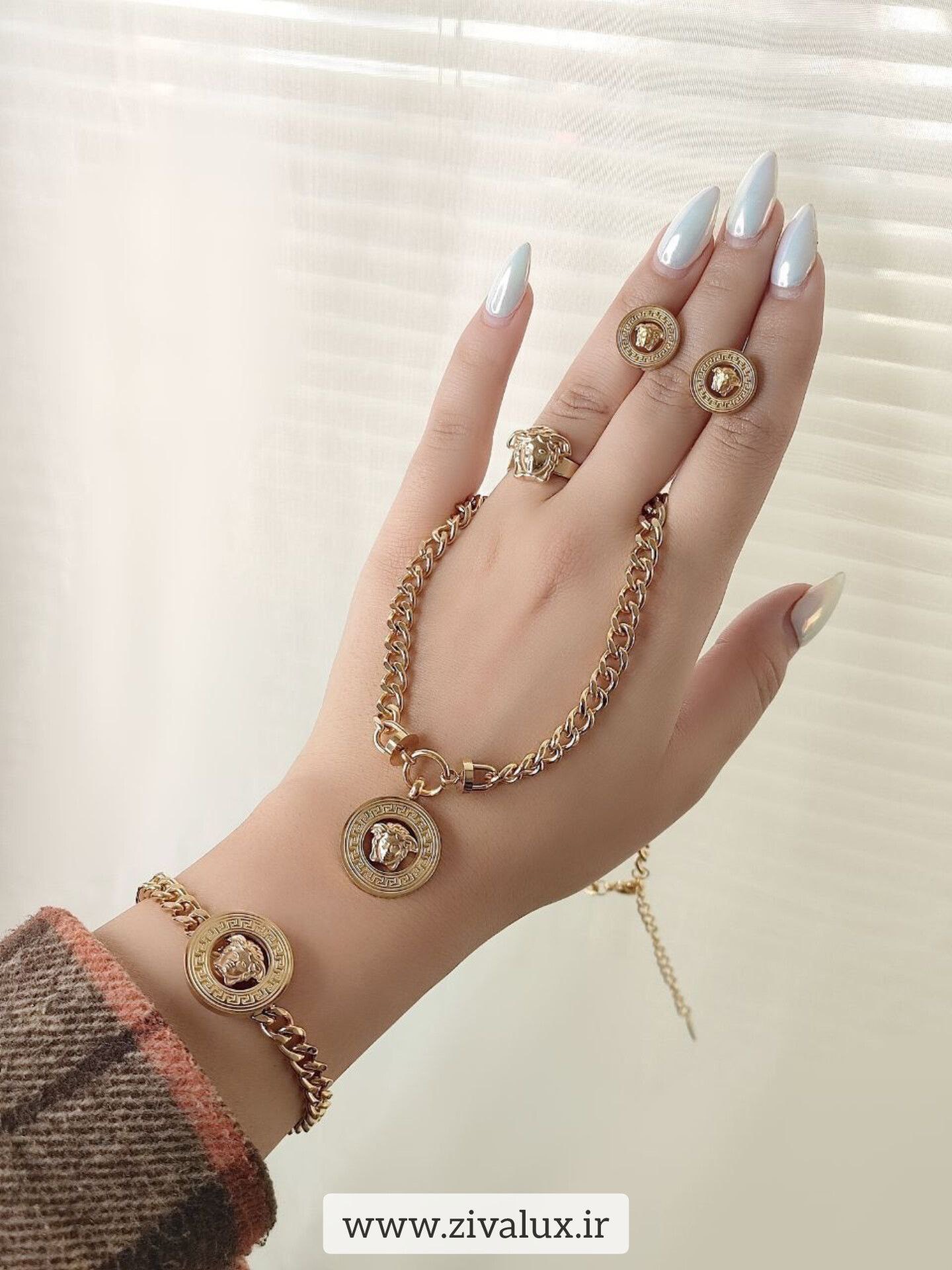 سرویس زنانه استیل مارک ورساچه VERSACE (گردنبند+دستبند+گوشواره+انگشتر)