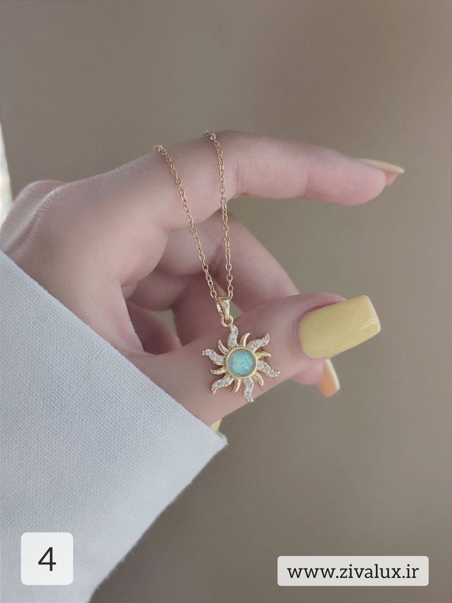 گردنبند زنانه و دخترانه استیل نگین دار طرح خورشید