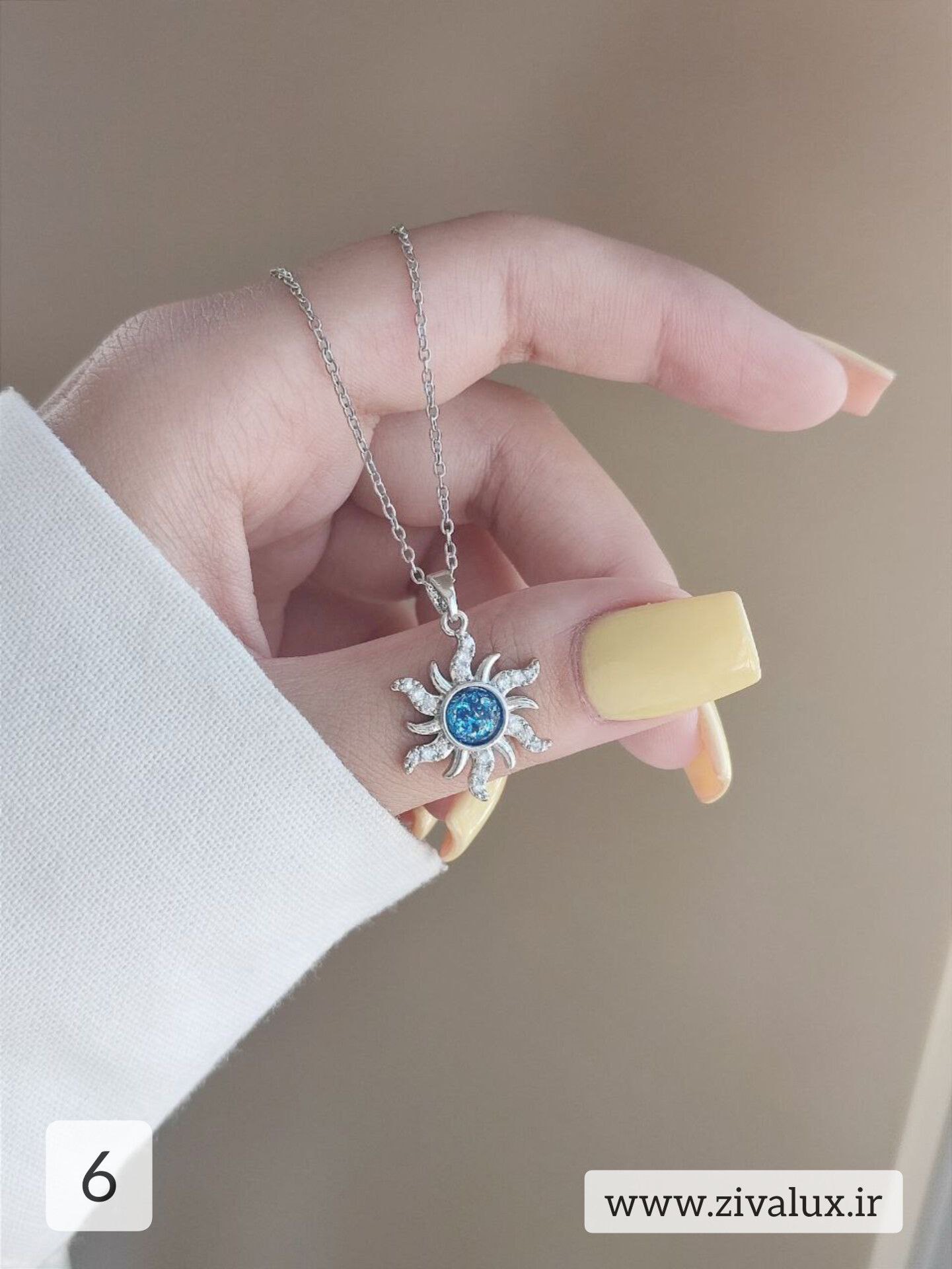 گردنبند زنانه و دخترانه استیل نگین دار طرح خورشید