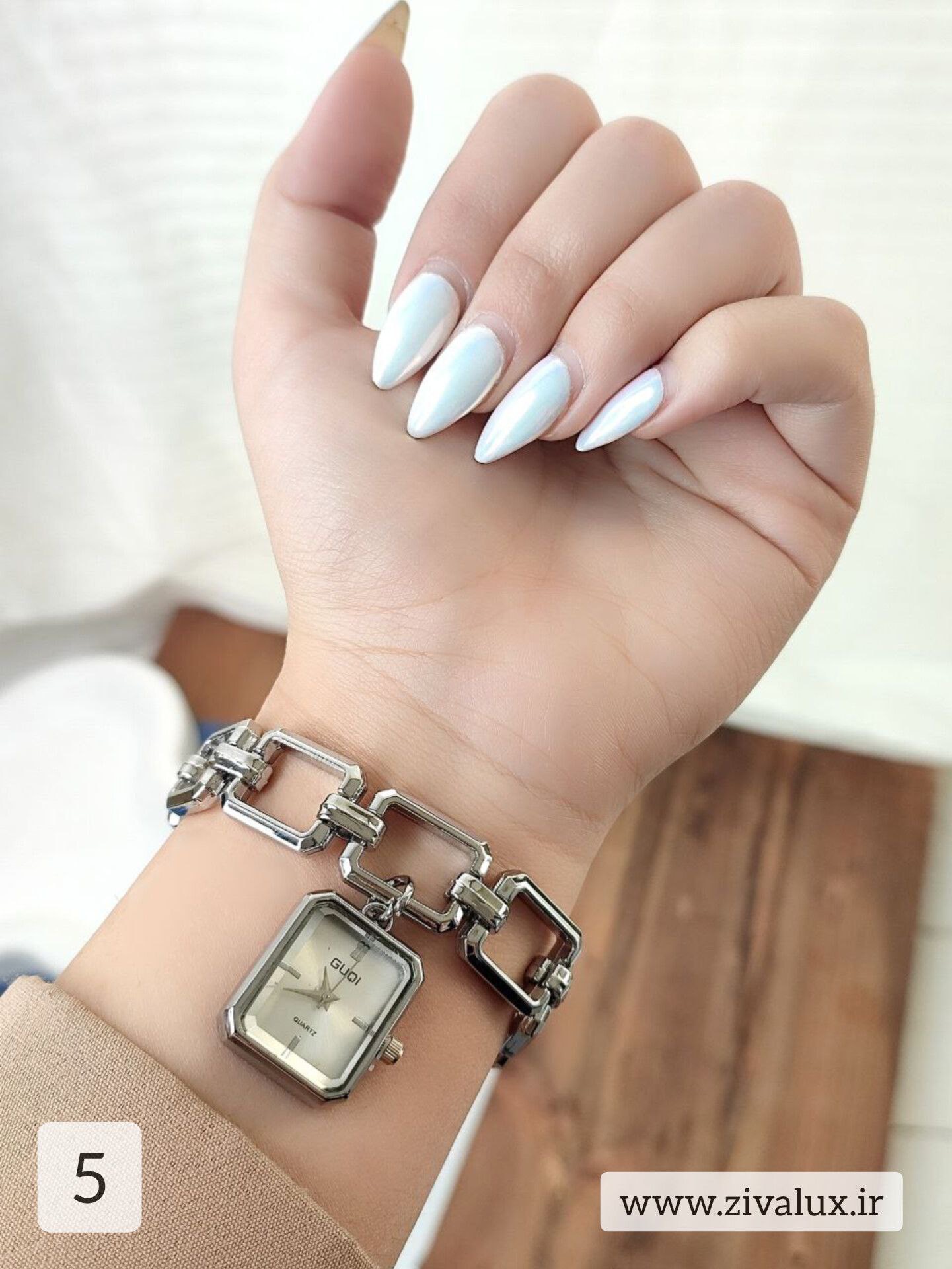 ساعت مچی زنانه مارک GUQi بند استیل