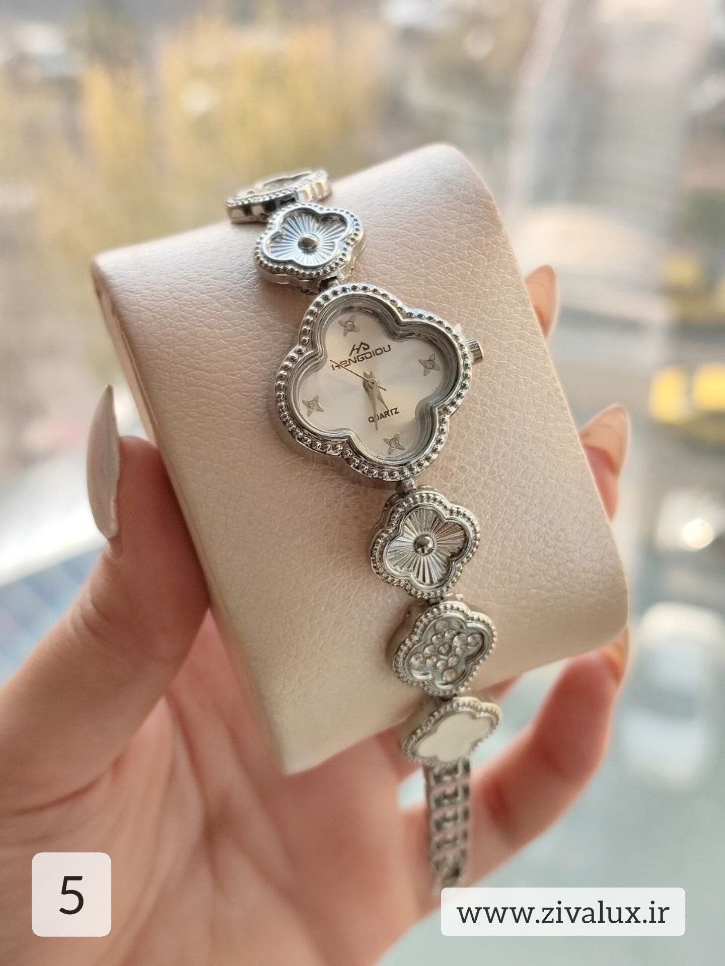 ساعت مچی زنانه طرح ونکلیف van cleef بند فلزی