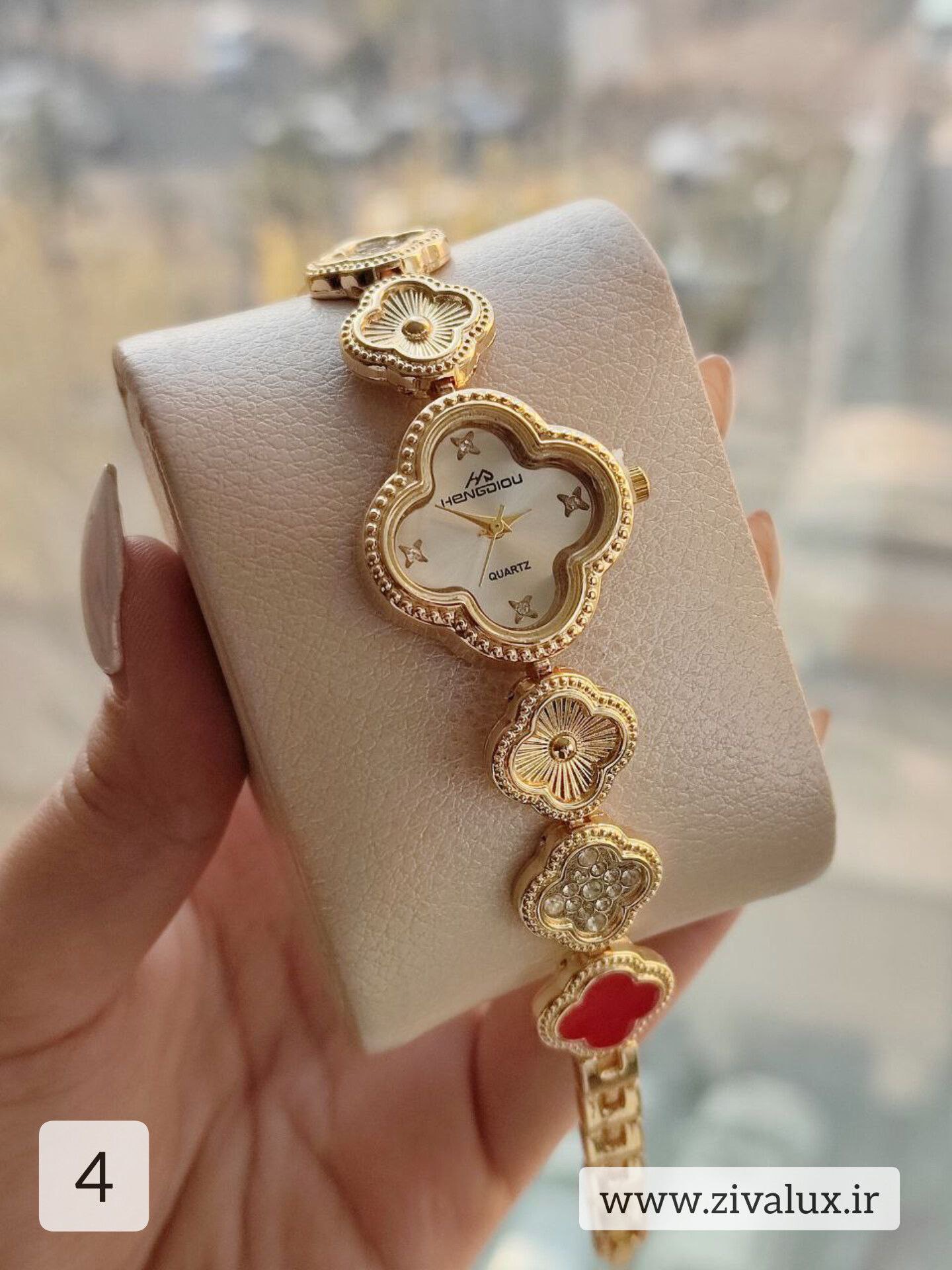 ساعت مچی زنانه طرح ونکلیف van cleef بند فلزی