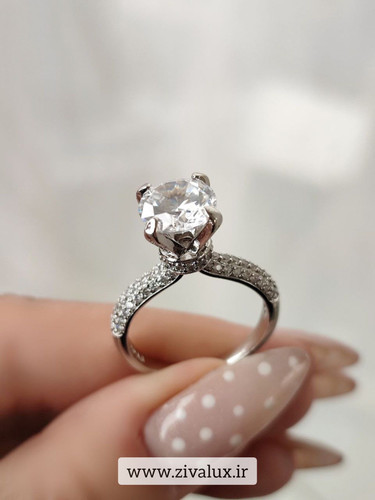 انگشتر زنانه مارک ژوپینگ xuping نگین دار