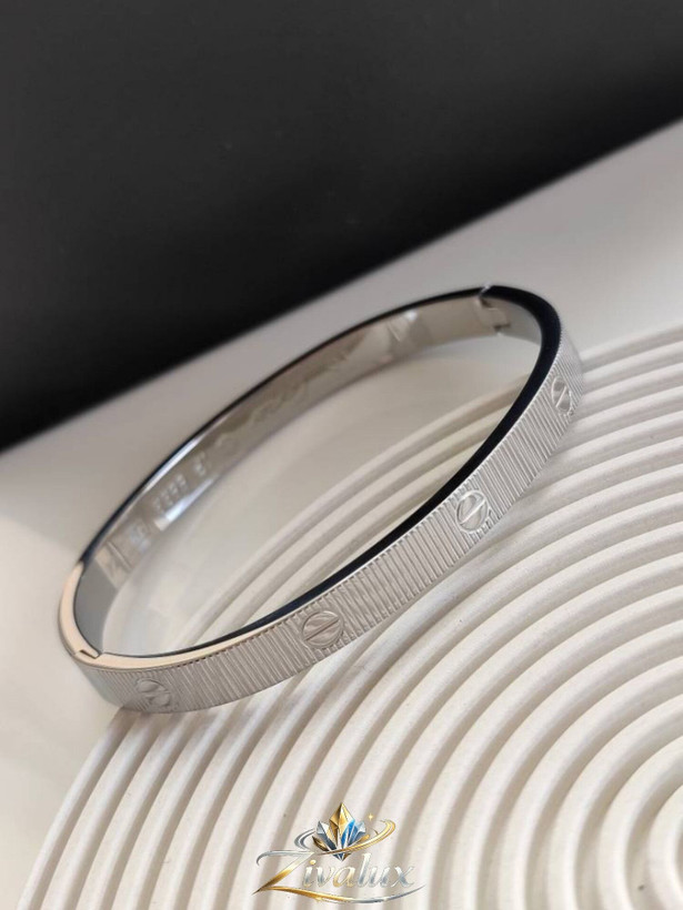 بنگل نقره ایی زنانه لیمیتید مارک کارتیر مات مدل خط دار BANGLE ( سایز 3 )