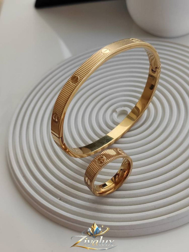 ست بنگل و انگشتر زنانه مدل کارتیر CARTIER رنگ طلایی