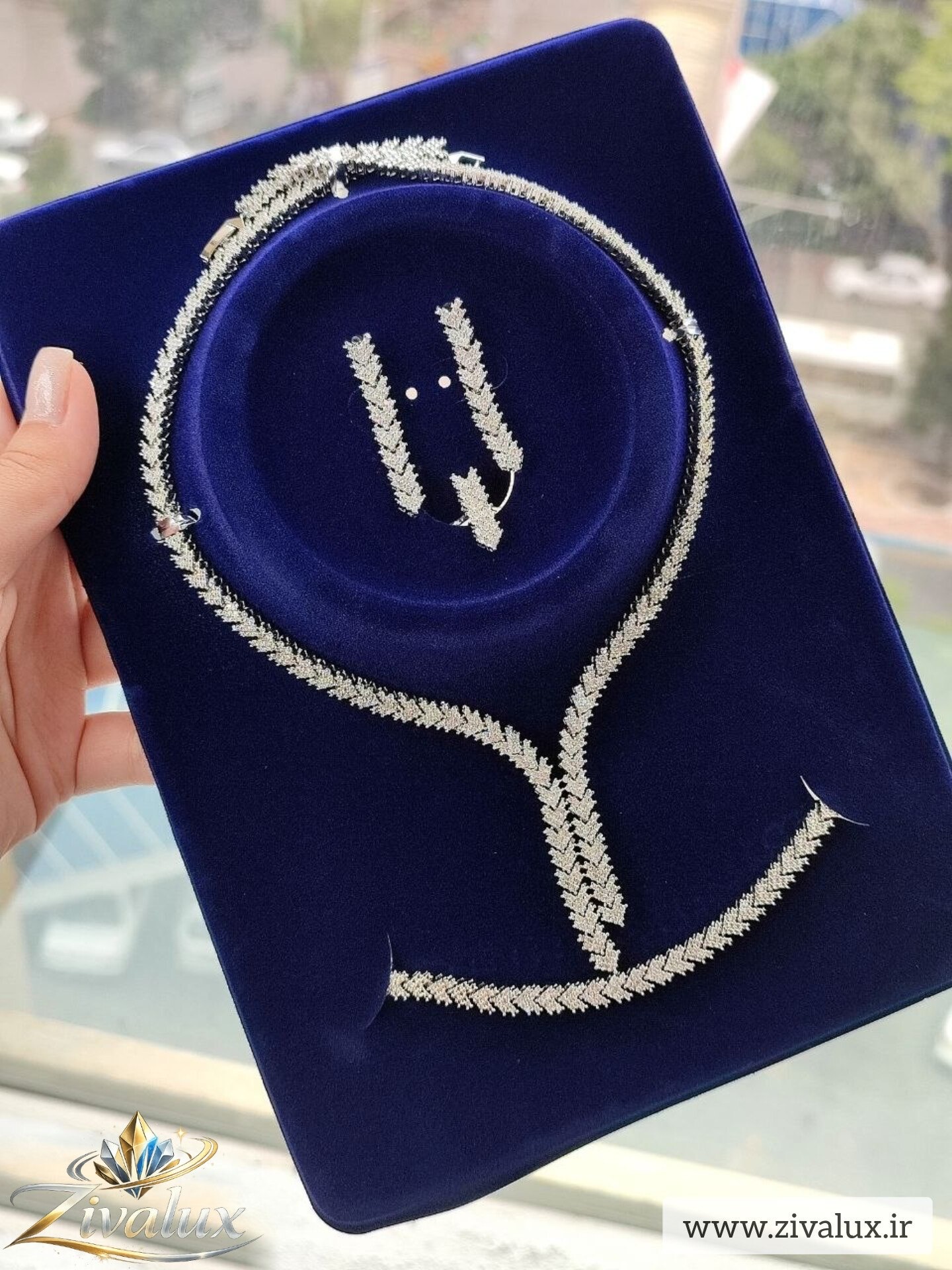 سرویس زنانه نگین دار مدل جواهری JEWELLERES (گردنبند،دستبند،انگشتر،گوشواره)