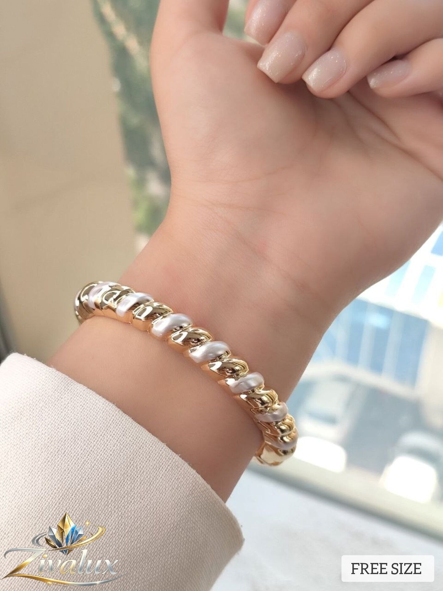 بنگل زنانه دو رنگ مدل مینا کاری BANGLE (فری سایز)