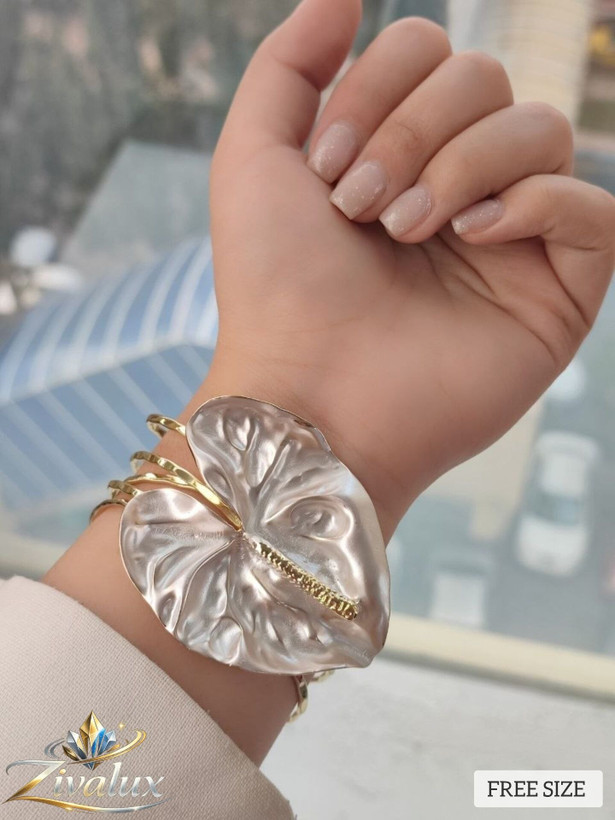 بنگل زنانه مدل مینا کاری BANGLE طرح برگ (فری سایز)