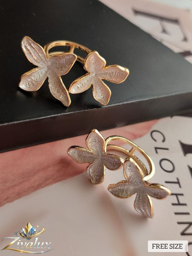 انگشتر زنانه مدل مینا کاری ENAMEL RING طرح گل (فری سایز)