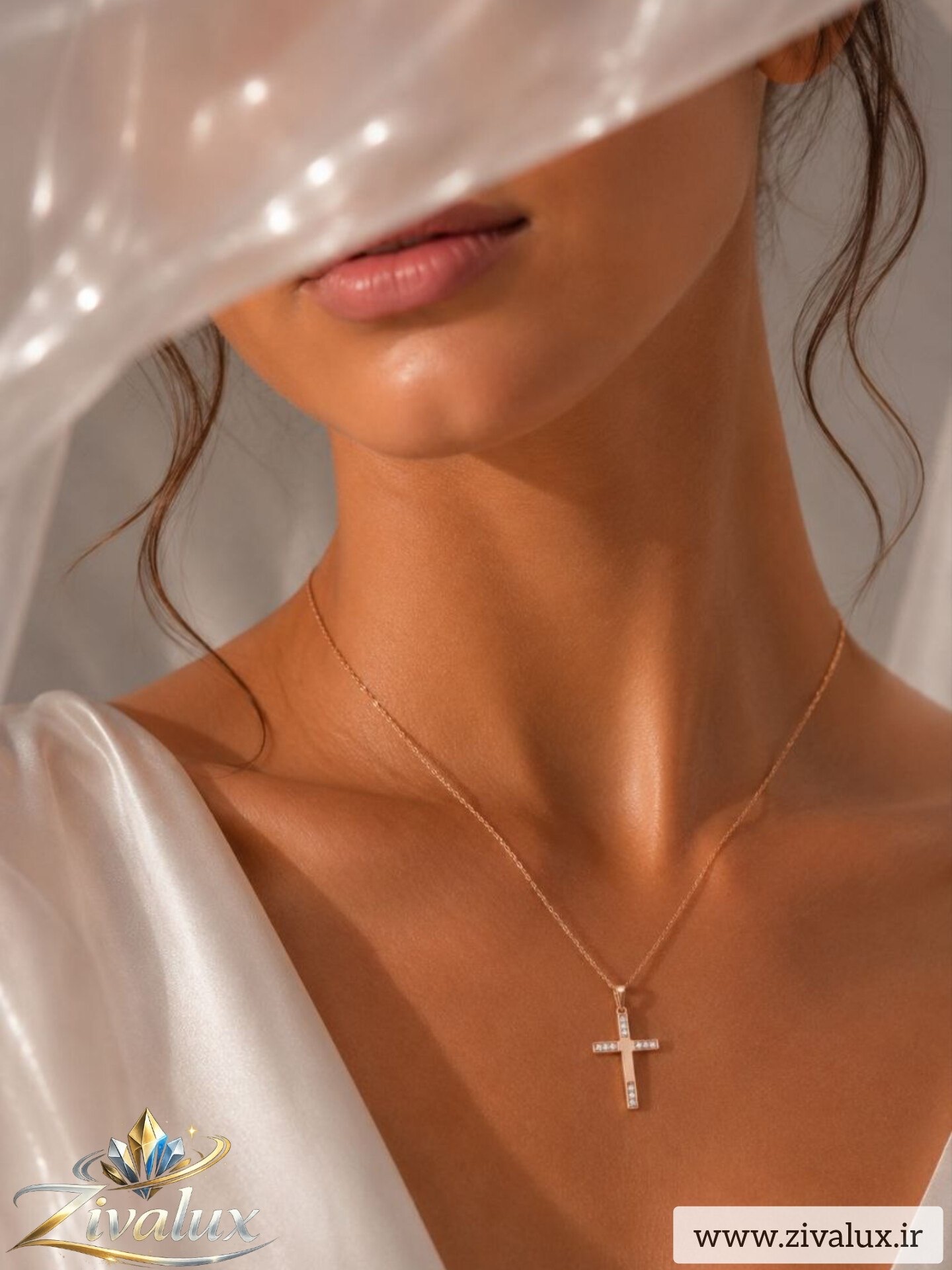گردنبند زنانه مارک ژوپینگ XUPING طرح صلیب