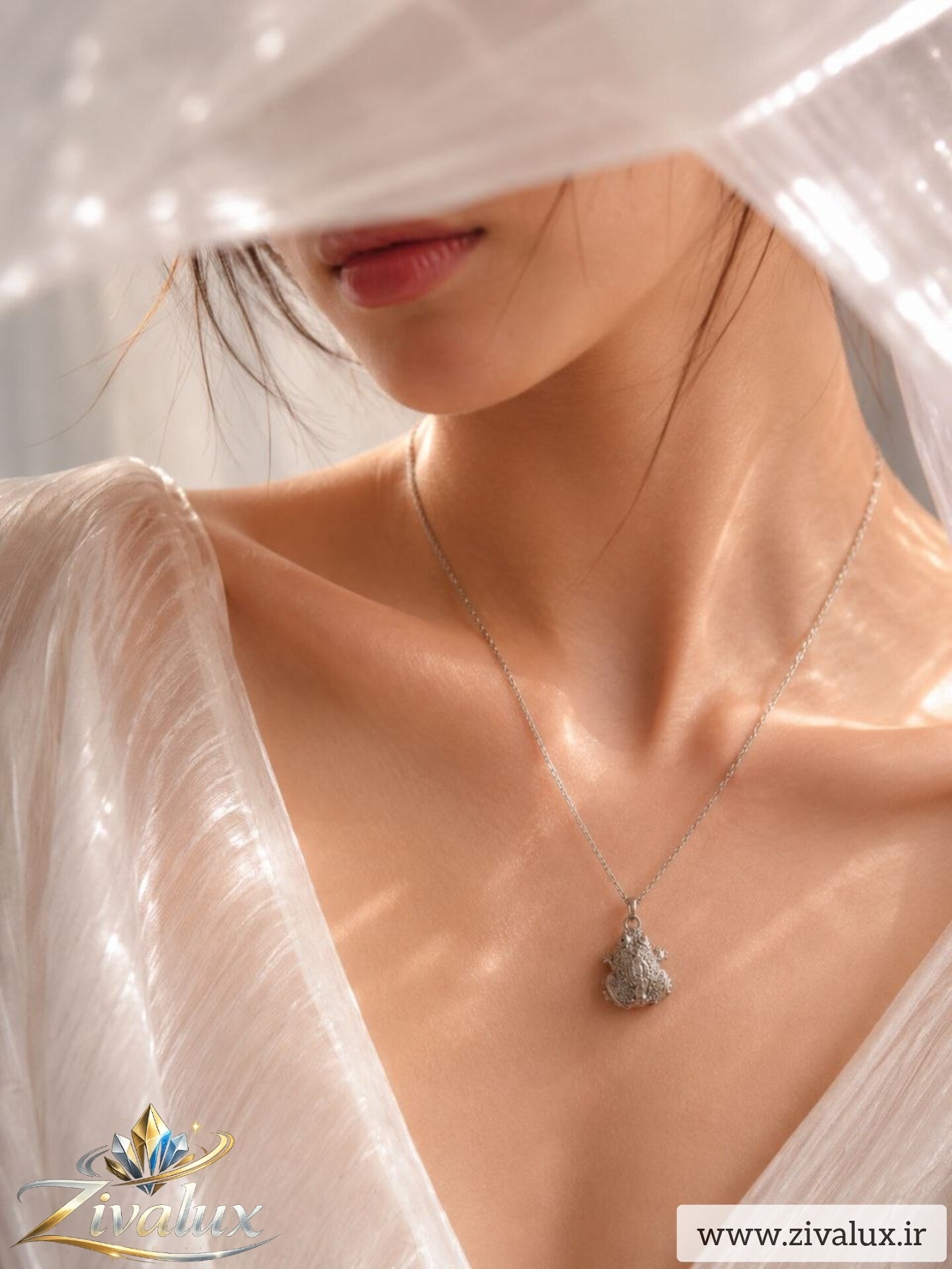 گردنبند زنانه مارک ژوپینگ XUPING طرح قورباغه