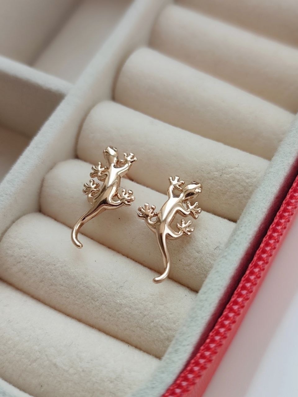 گوشواره زنانه مارک ژوپینگ XUPING طرح مارمولک