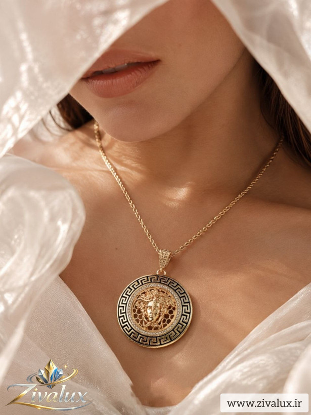 گردنبند زنانه مارک ورساچه VERSACE سیاه قلم نگین دار