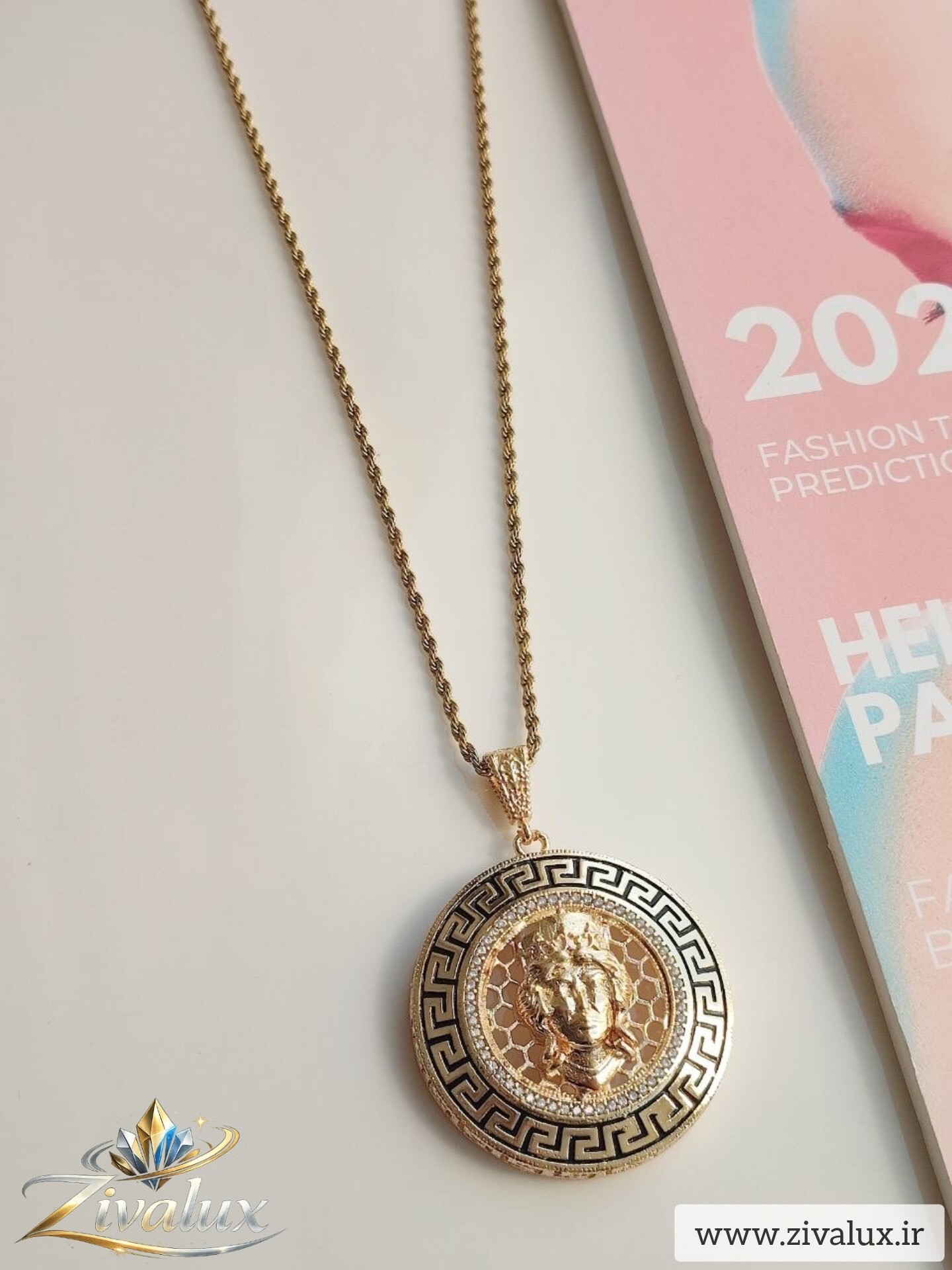 گردنبند زنانه مارک ورساچه VERSACE سیاه قلم نگین دار