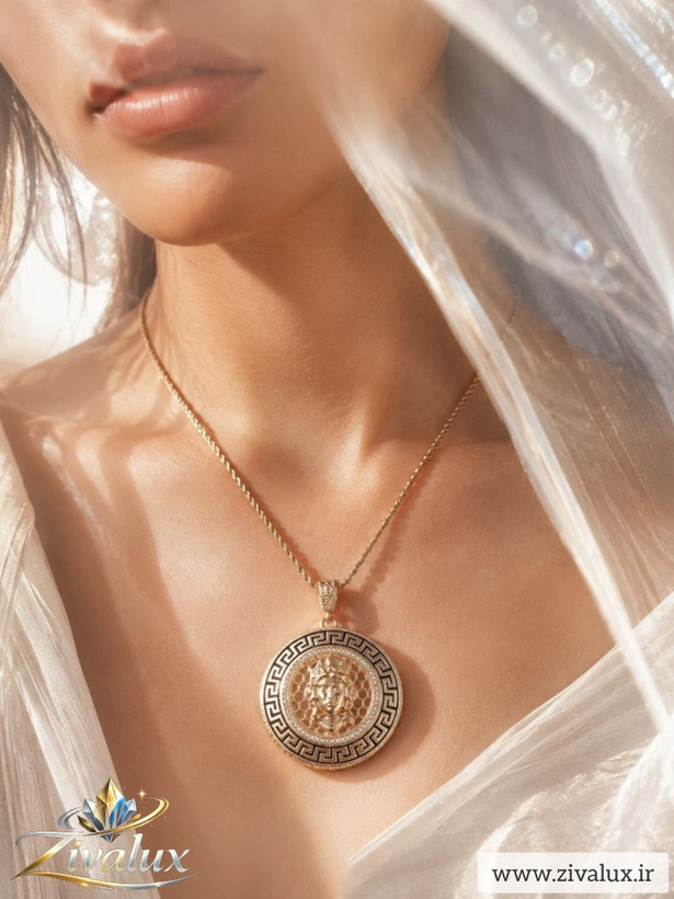 گردنبند زنانه مدل ورساچه VERSACE سیاه قلم نگین دار