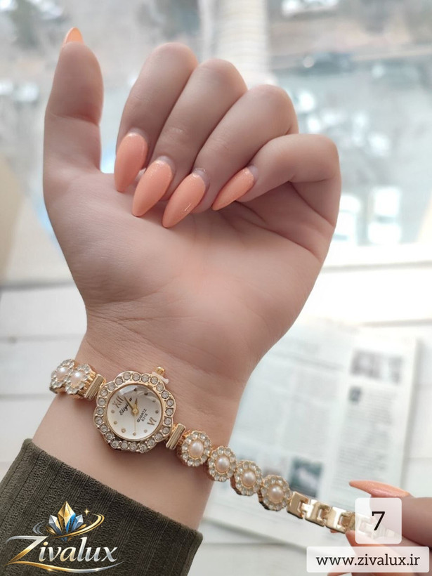 ساعت مچی زنانه مارک الینا ELIYINA بند نگینی