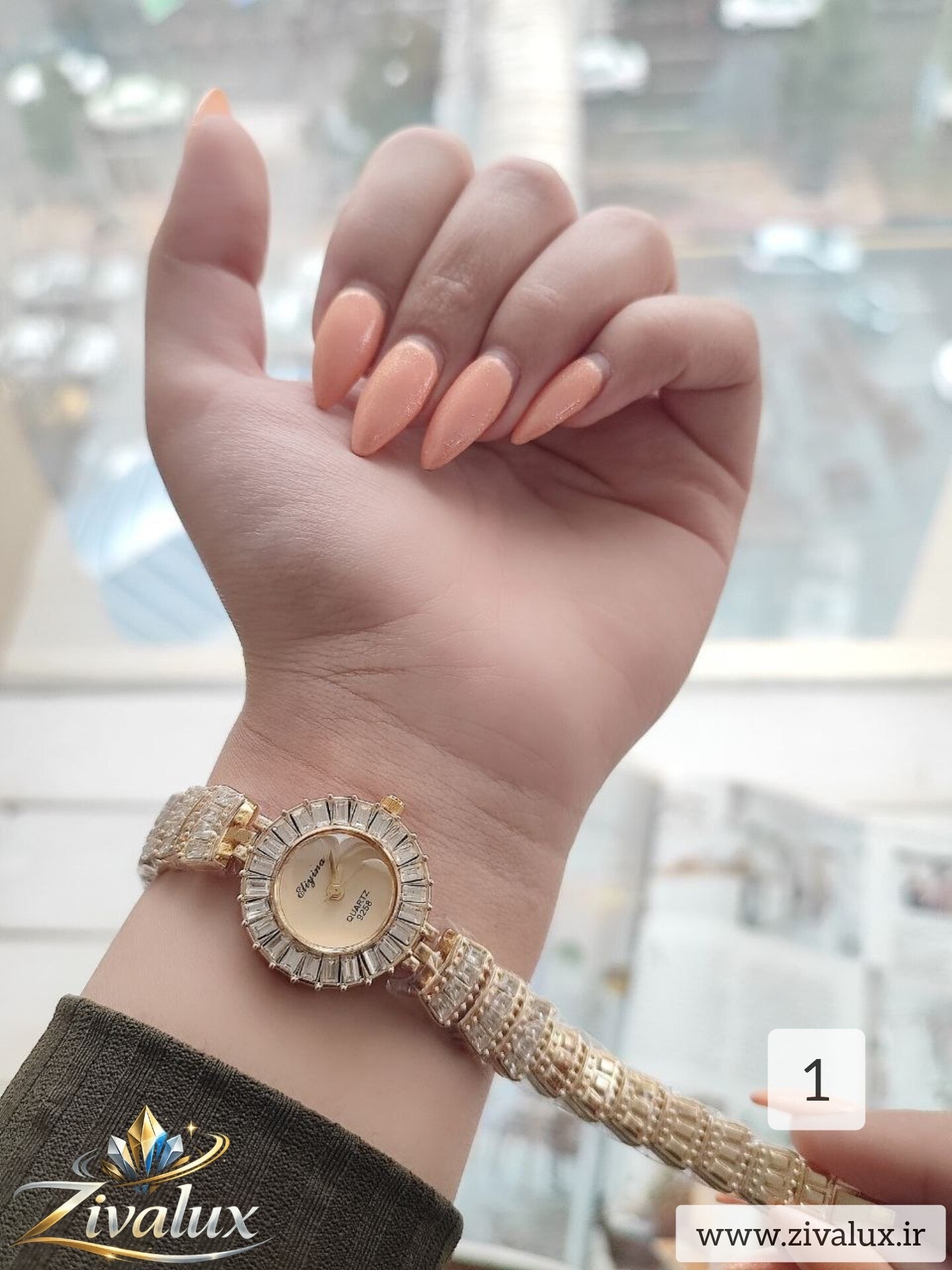 ساعت مچی ‏زنانه مارک الینا eliyina بند نگین دار