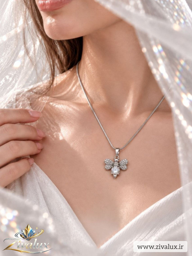 گردنبند زنانه مارک ژوپینگ XUPING طرح زنبور نگین دار